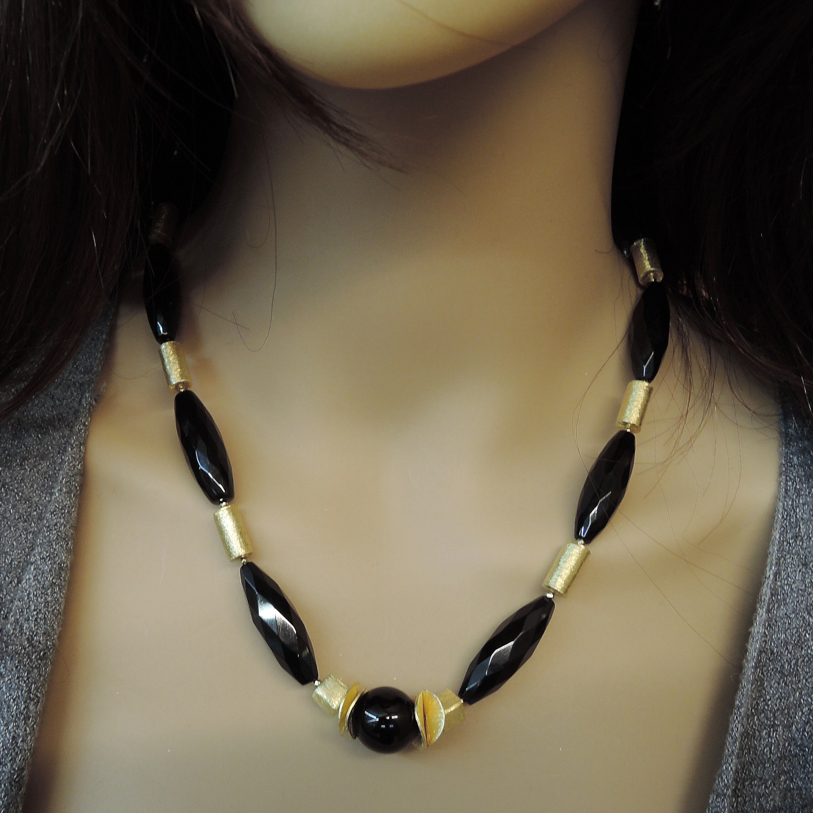 Edelsteinkette Onyx facettiert mit Silber vergoldeten Zwischente